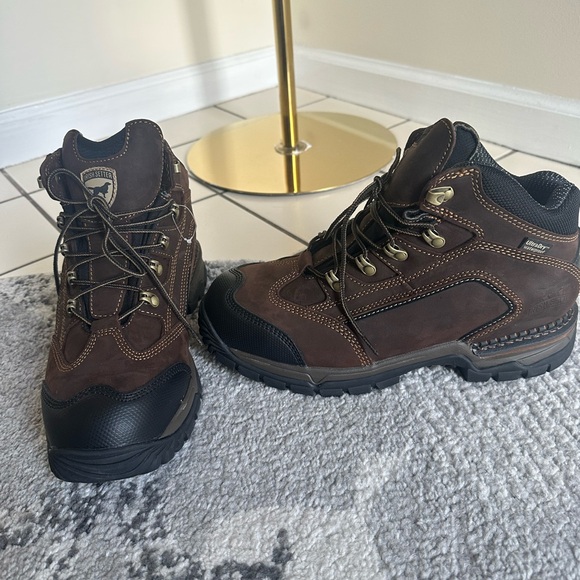 NWOB Red Wing Irish Setter Steel Toe Boots- Size 9 - Picture 2 of 6